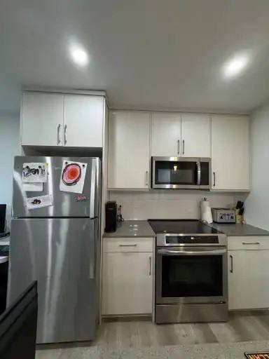 351 Kildare Ave W #A - Photo 6 of 11