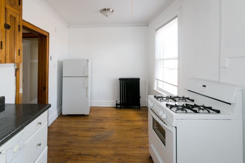 4822 W Addison St #NA9 - Photo 6 of 19