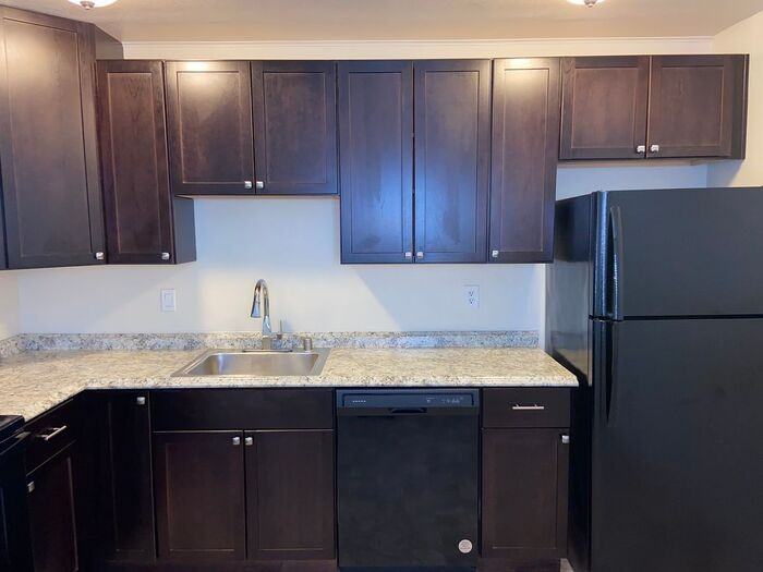 1250 Sutro St #A - Photo 3 of 20