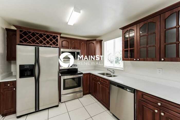 4003 3rd St W - Photo 7 of 16
