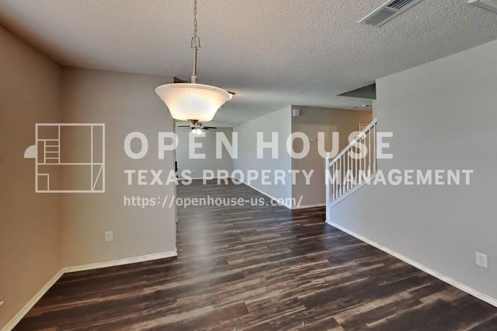 928 Fenimore Dr - Photo 5 of 25