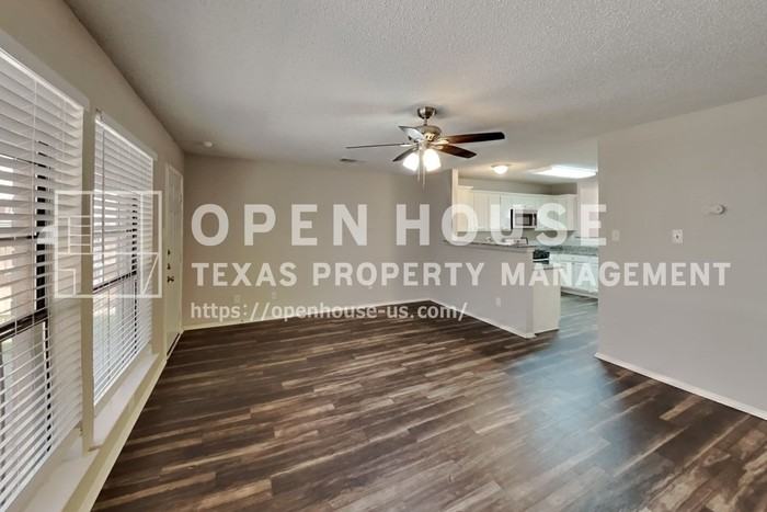 928 Fenimore Dr - Photo 7 of 25