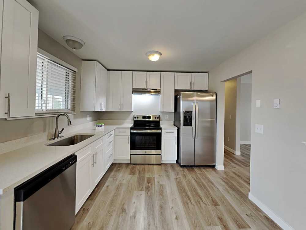 18339 East Iowa Drive - Photo 3 of 12