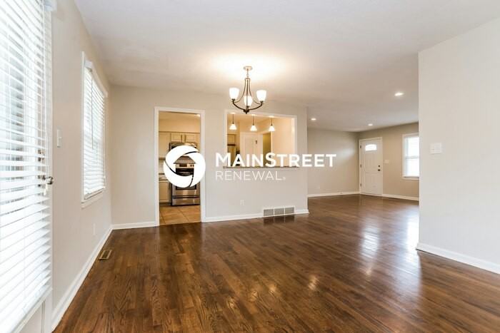 5122 N Cleveland Ave - Photo 4 of 17