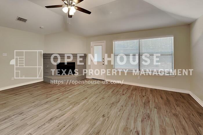 1319 Colony Ct - Photo 5 of 20