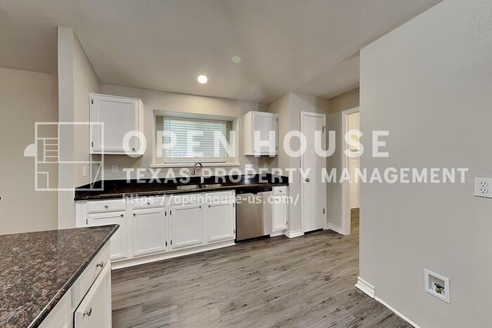 1319 Colony Ct - Photo 7 of 20