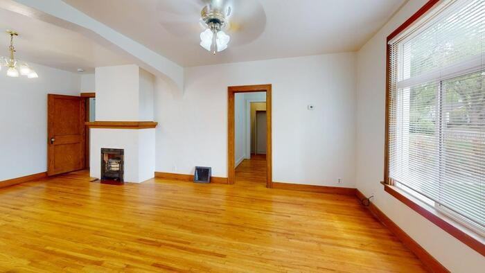 1002 N 4th St #6