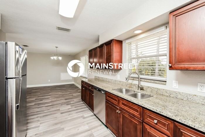 8181 Albatross Rd - Photo 6 of 17