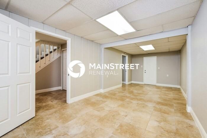 8181 Albatross Rd - Photo 7 of 17
