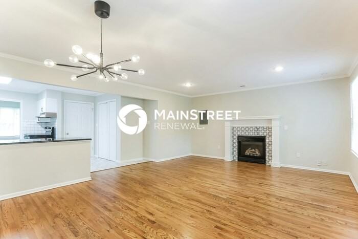 5302 N Garfield Ave - Photo 4 of 16