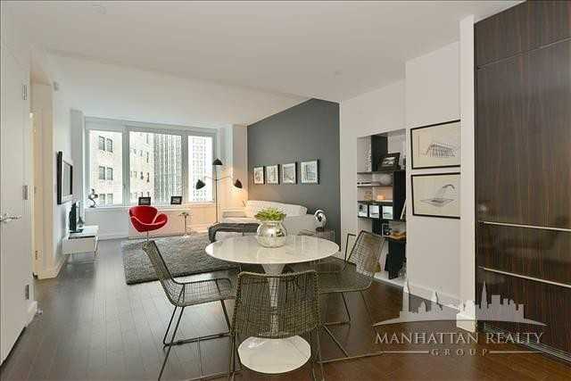 Nassau St #22G - Photo 4 of 9