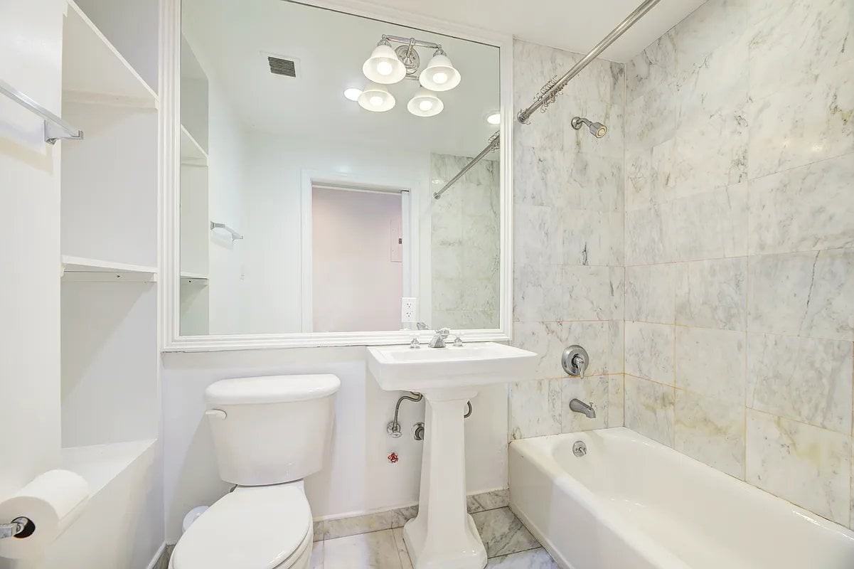 114 Ridge St #3B - Photo 5 of 8