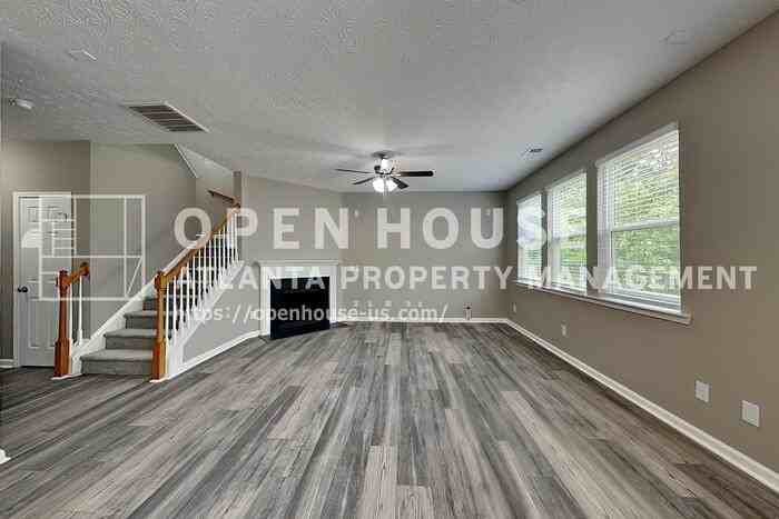 1517 Briarfield Way - Photo 4 of 20