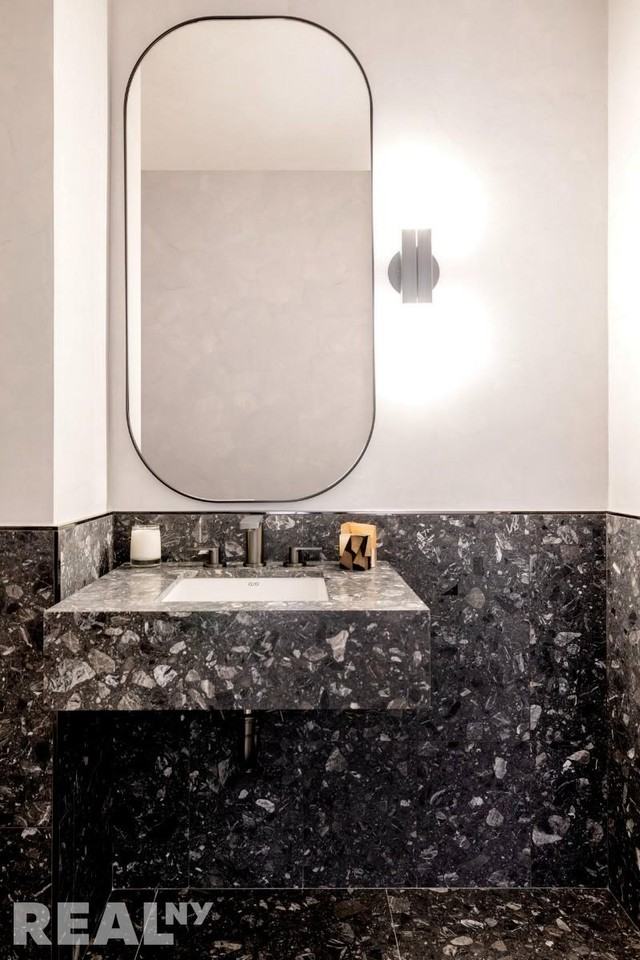 W 60th St #2C - Photo 3 of 8