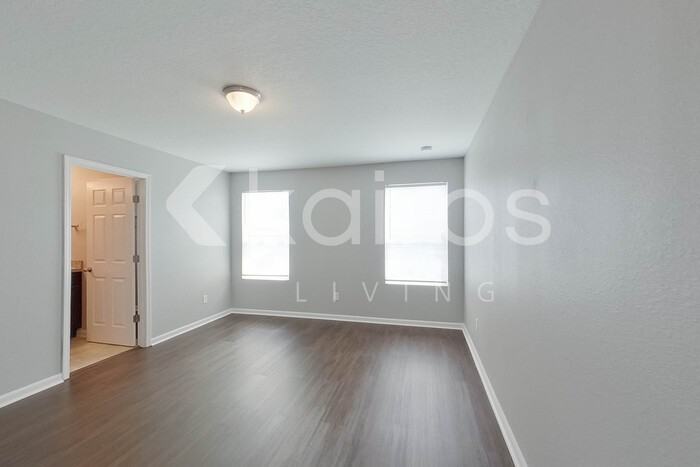 1319 Mull St - Photo 7 of 22