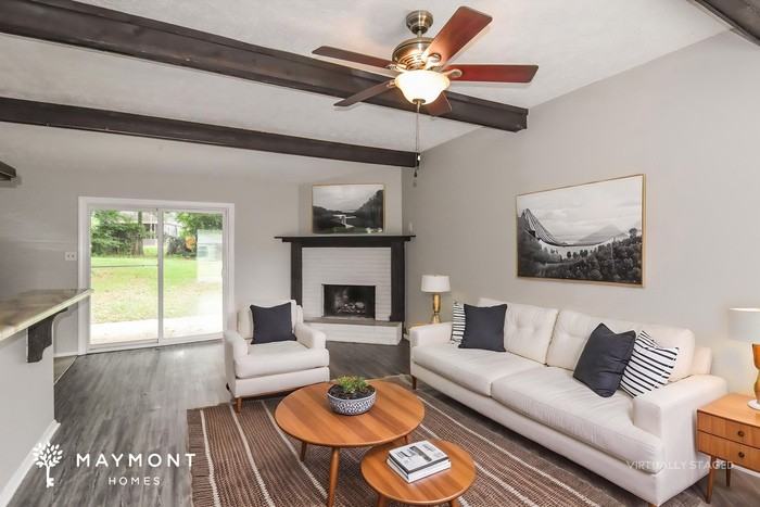 232 Pinewood Dr - Photo 5 of 15