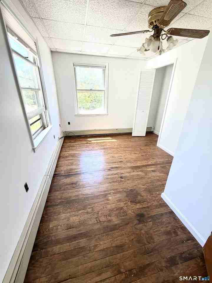 460 Stonybrook Rd - Photo 4 of 4