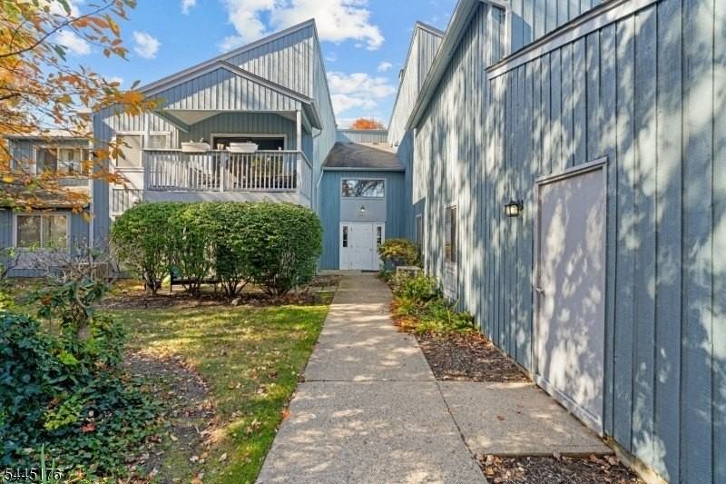 51 Drake Ln - Photo 3 of 30