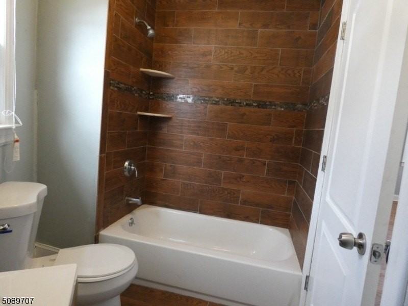 672 Mount Hope Ave #4 - Photo 7 of 12