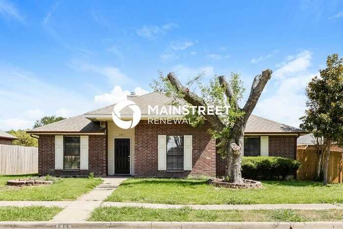1011 Dandelion Dr