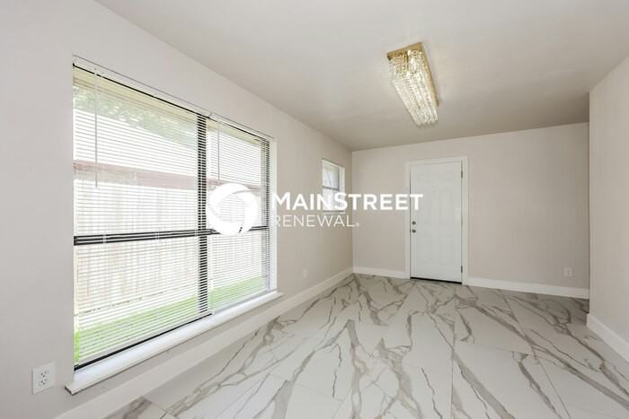 1011 Dandelion Dr - Photo 6 of 18