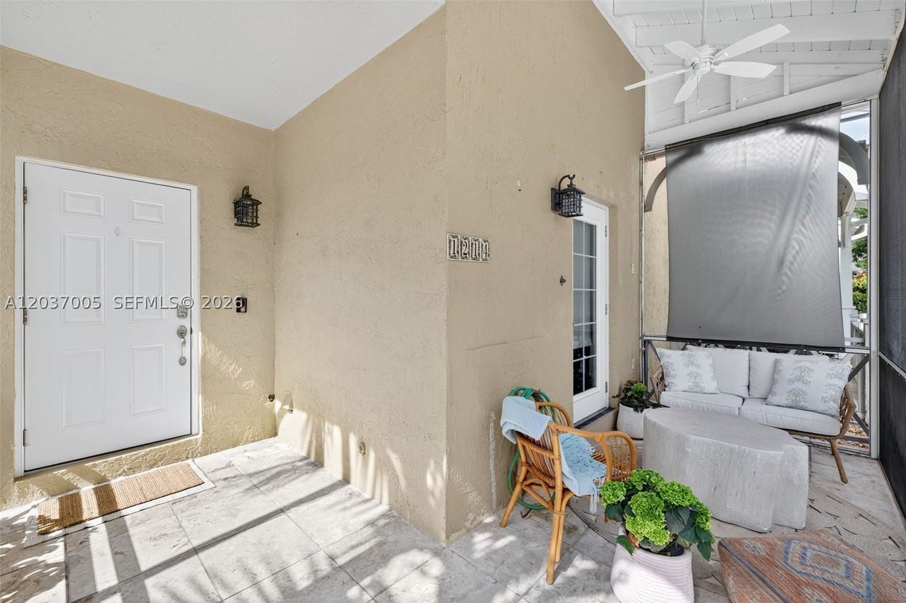 1214 W Las Olas Blvd - Photo 5 of 50