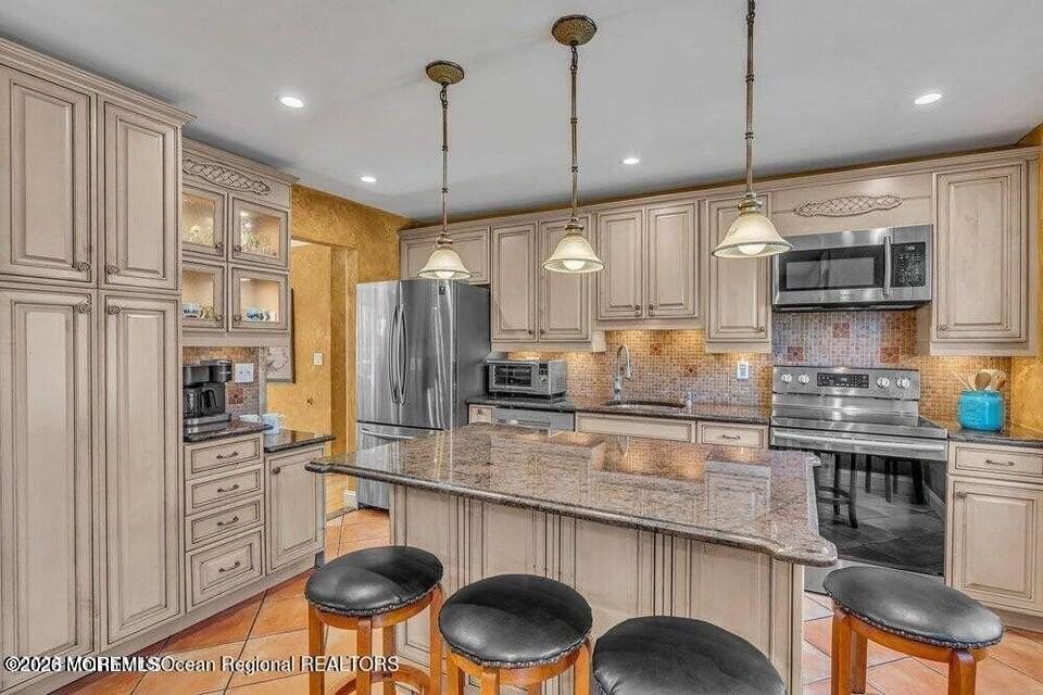 541 Frank Applegate Rd - Photo 7 of 34