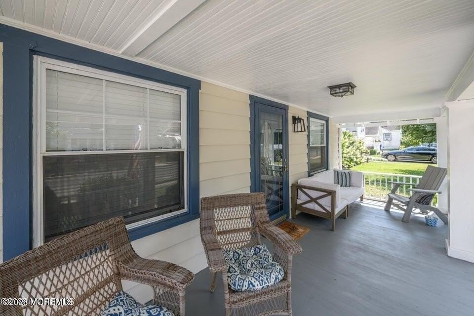 1314 Laurel Ave - Photo 4 of 22