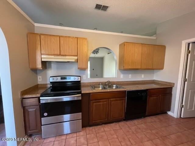 10538 Lantana Lakes Dr N - Photo 3 of 19