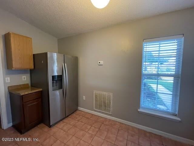 10538 Lantana Lakes Dr N - Photo 5 of 19