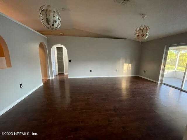 10538 Lantana Lakes Dr N - Photo 6 of 19