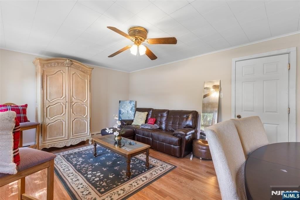 47 Lakeview Ter - Photo 7 of 26