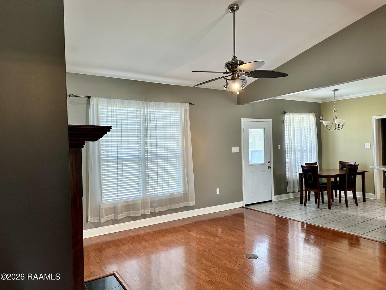 9721 Buttercup Dr - Photo 5 of 14