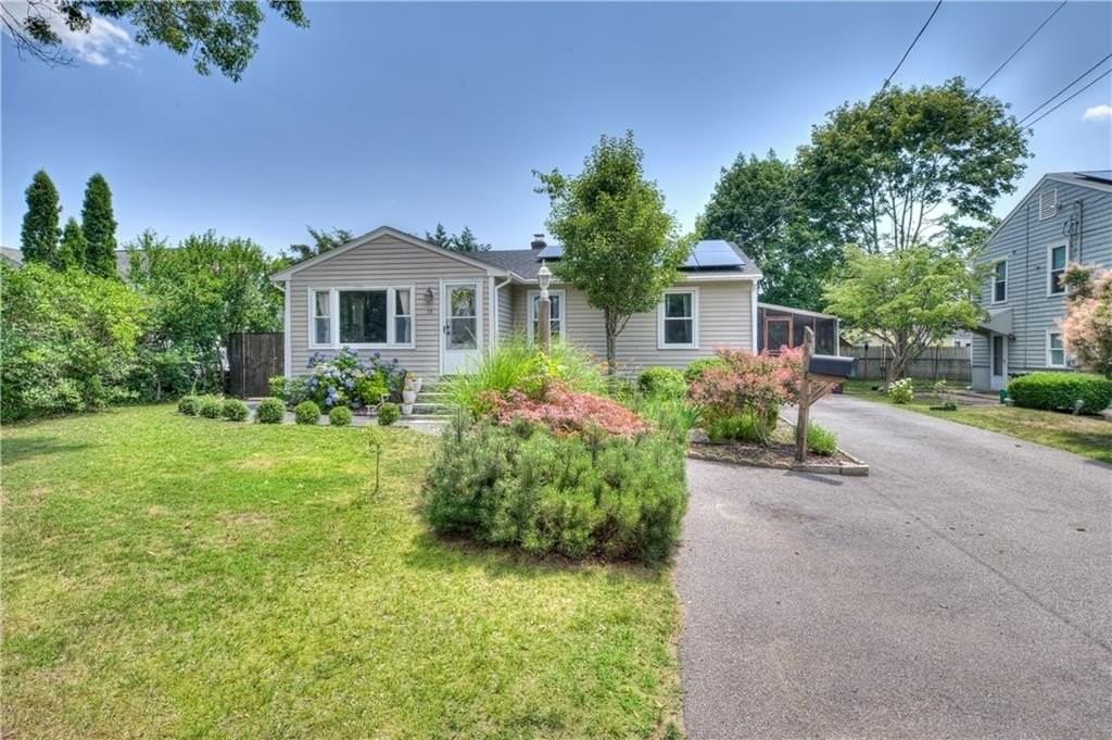 15 Whipple Ave - Photo 2 of 32