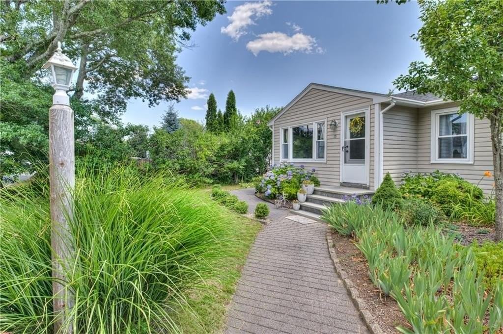 15 Whipple Ave - Photo 4 of 32