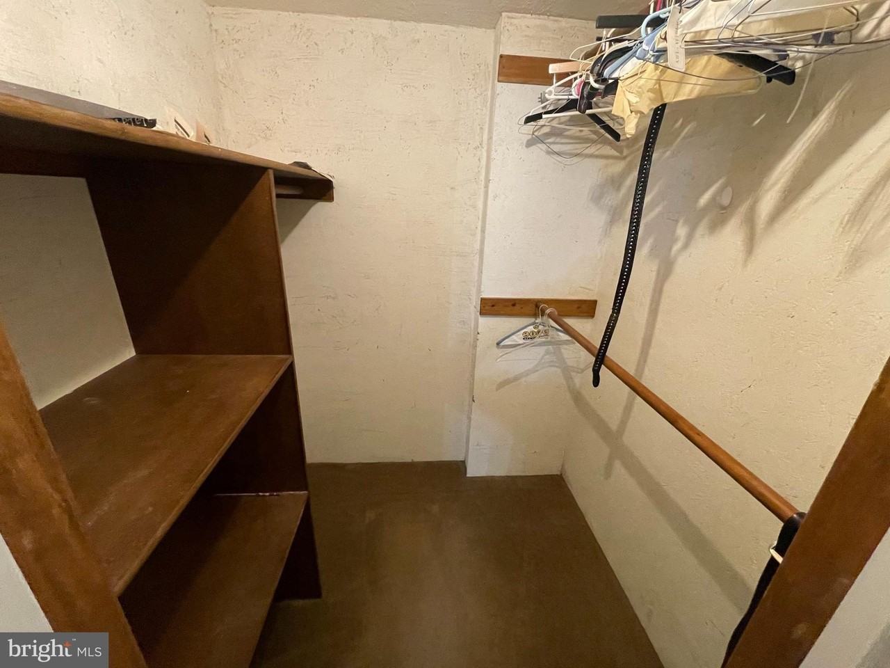 2232 Hidden Valley Ln - Photo 6 of 9