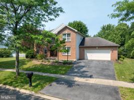featured image of 2184 Autumnwood Dr