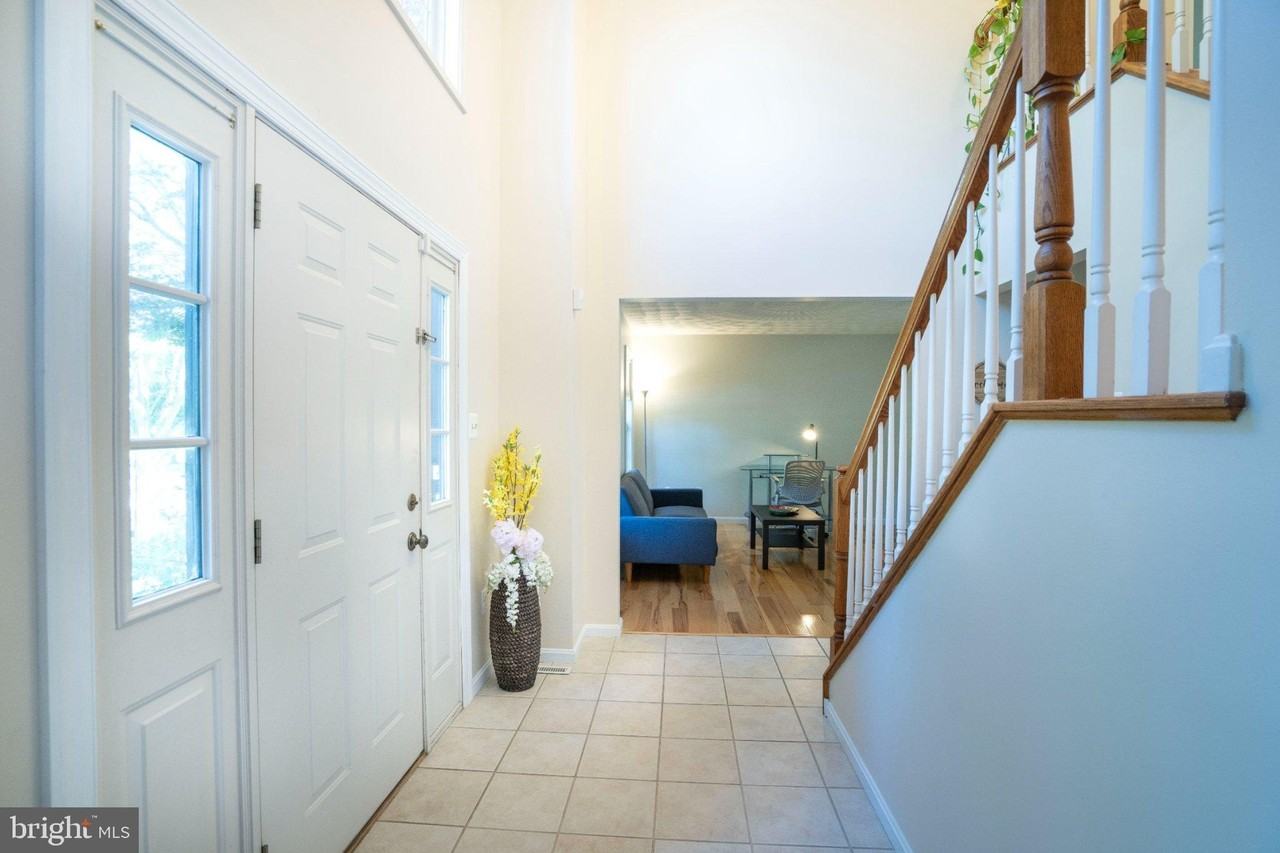 2184 Autumnwood Dr - Photo 6 of 50