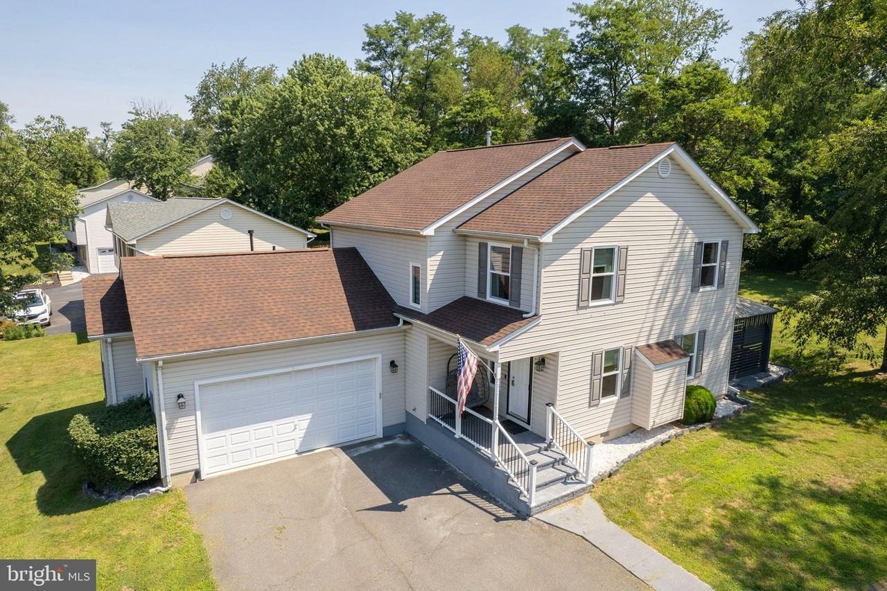 288 Lauck Dr - Photo 2 of 35