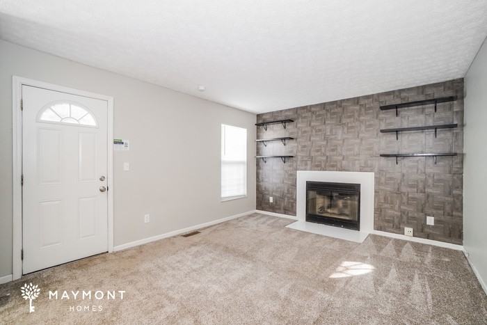 473 Buckingham Ct - Photo 6 of 14