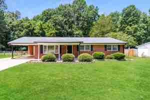 featured image of 3815 Ferncliff Rd