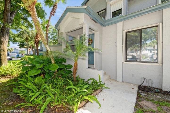 805 Harbour Pointe Way - Photo 4 of 8