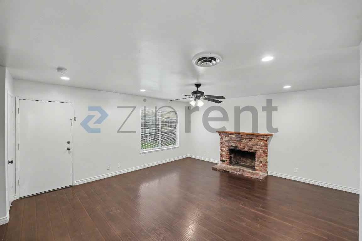 766 E Pillsbury St - Photo 5 of 24