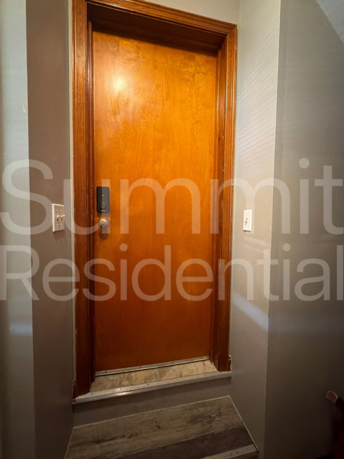 421 Hedeen Dr #421 - Photo 4 of 8