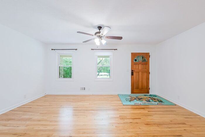 6758 Campground Rd - Photo 4 of 27