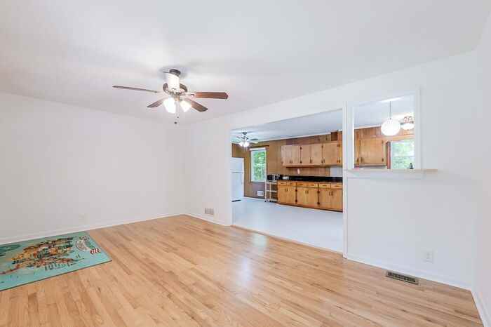 6758 Campground Rd - Photo 5 of 27