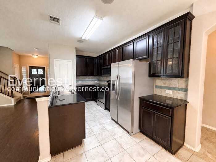 1620 Willow Vis - Photo 3 of 24