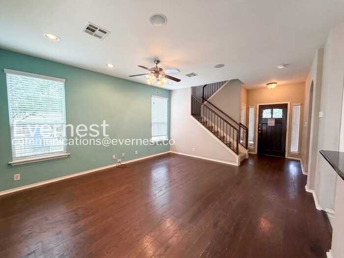 1620 Willow Vis - Photo 4 of 24