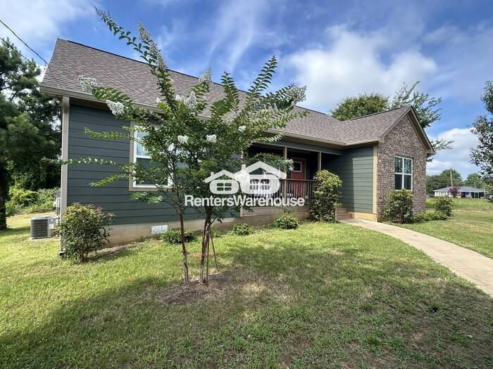 953 6th Way - Photo 4 of 11