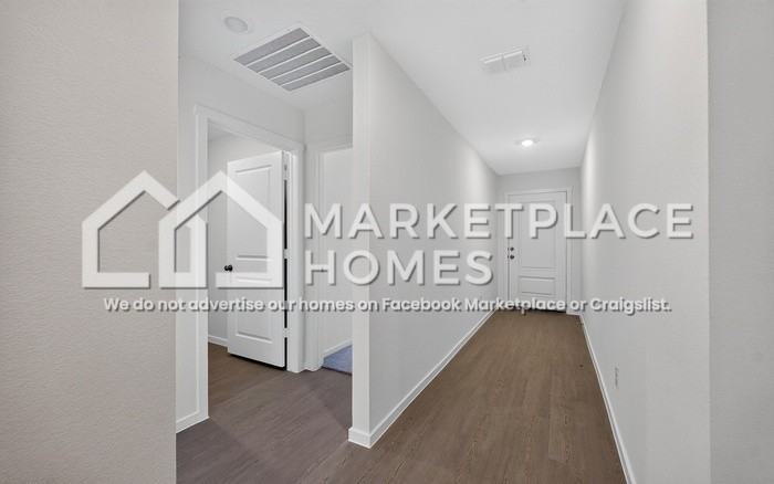 648 Marilynn Way - Photo 4 of 31